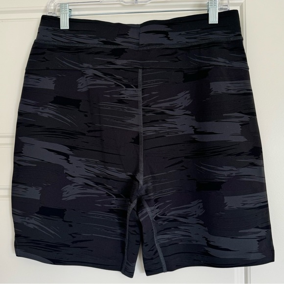 NWT Men’s‎ Alphalete Camo Shorts SIZE S - Picture 2 of 9